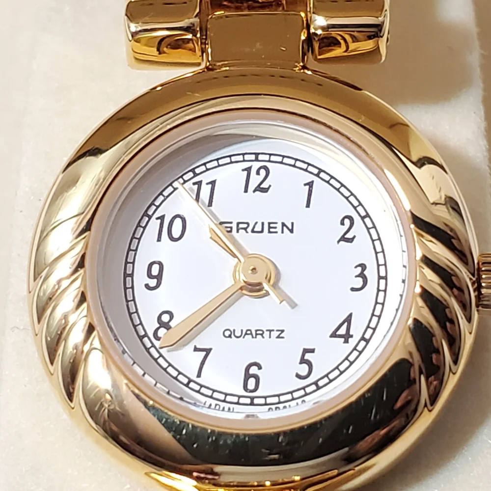 Vintage Gruen Women’s Gold Tone Quartz Watch Stainless Steel White Dial